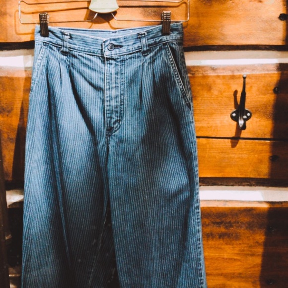 SOLD - Picture 1 of 2